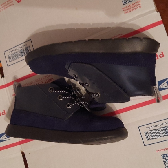 Ugg Canoe Reflective 3m (Rare) - Picture 2 of 6